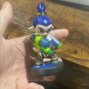 Blue splatoon boy amibo